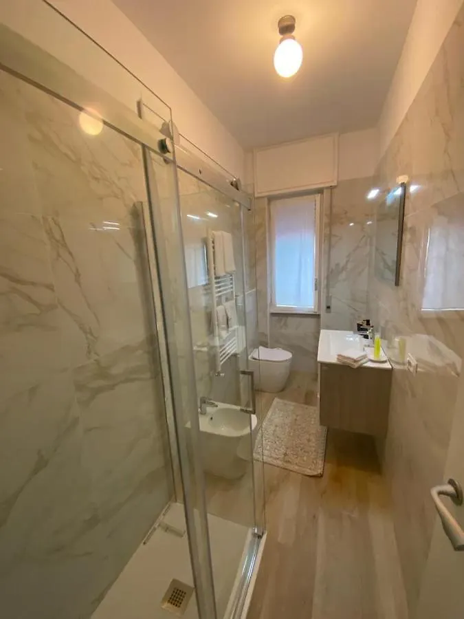 Italian Riviera Apartment ラッパロ