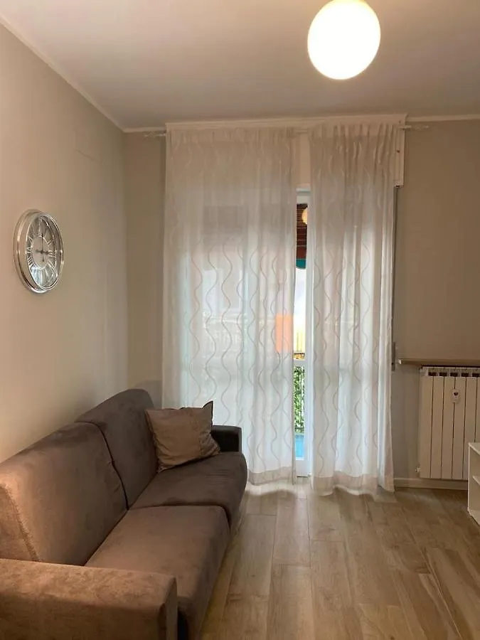 Italian Riviera Apartment ラッパロ